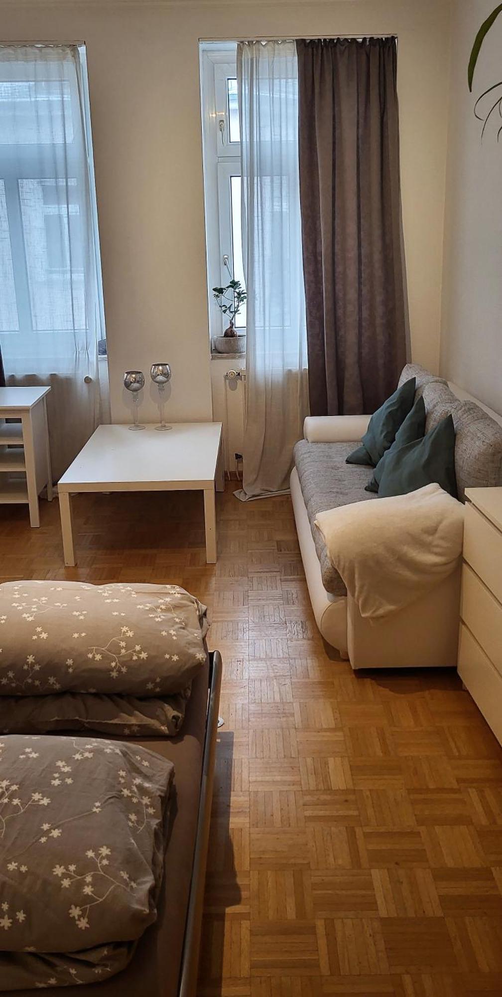 Von Privat, Grosses Zimmer Sehr Zentral In Bad Homburg Stadtmitte Bad Homburg vor der Hoehe Exterior photo